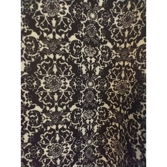 Belle by Kim Gravel Blouse Ruffle Front Flared Sleeve Black/White Lined - 2X - Picture 8 of 10